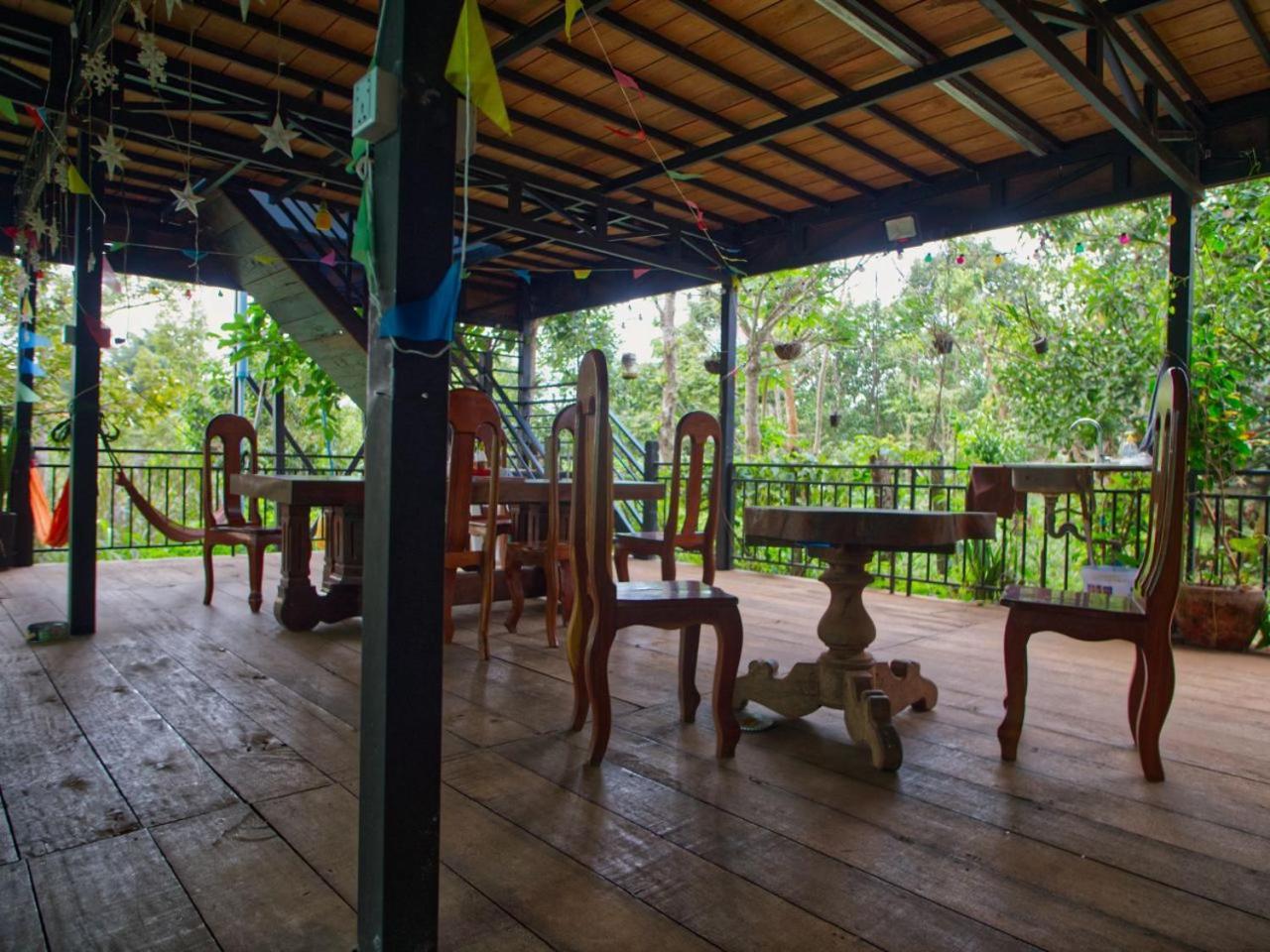 Manel Guesthouse And Restaurant 森莫诺隆 外观 照片